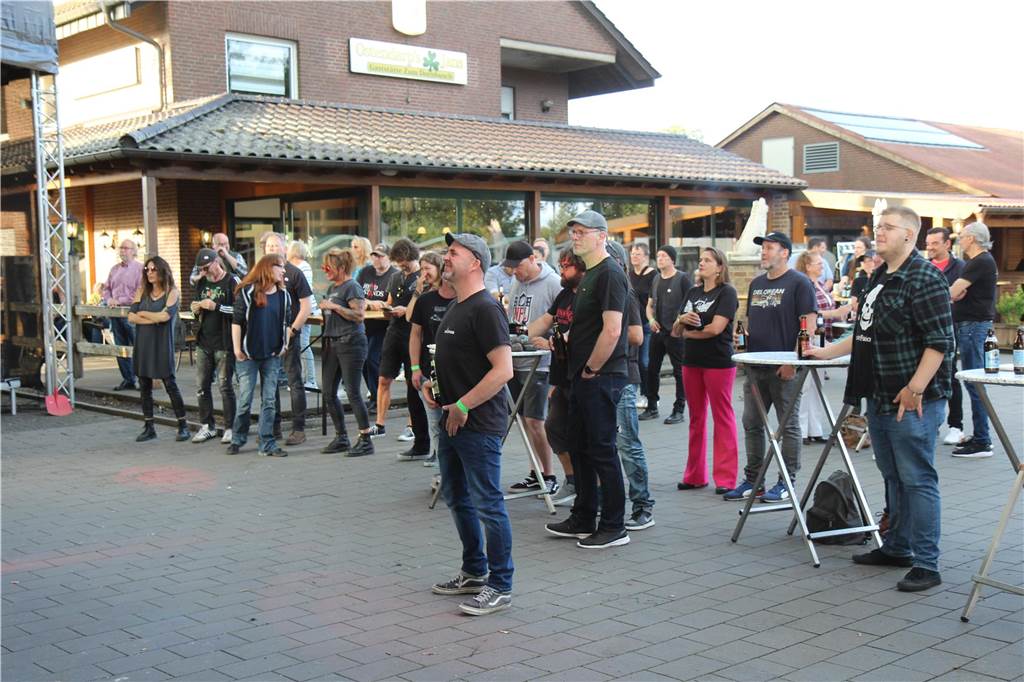 Rockmusik für den guten Zweck: „Moonlight Thief“eröffnen Zwillrock Festival