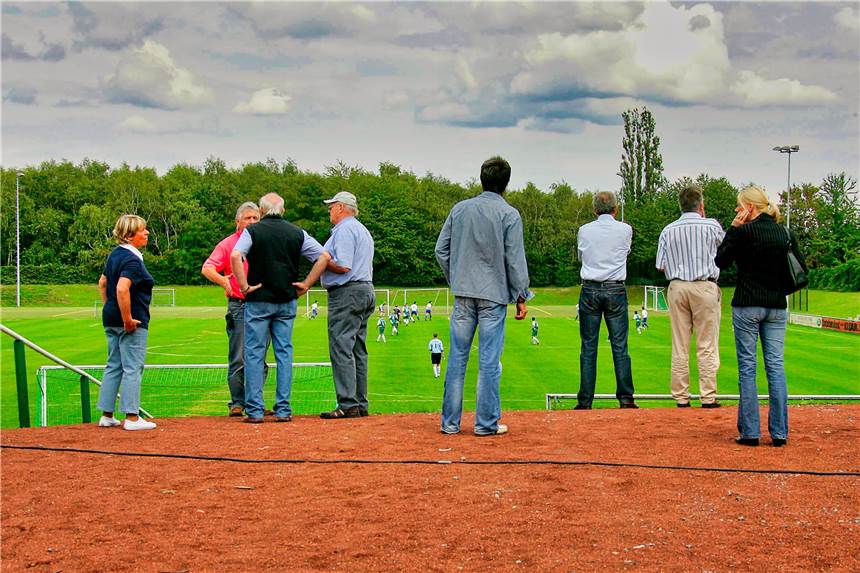 Übersicht: Alles rund um den Cranger Kirmes Cup 2021 Zumeist im Stadion "Am Holzplatz" in Sodingen geht das Turnier um den Cranger Kirmes Cup über die Bühne.