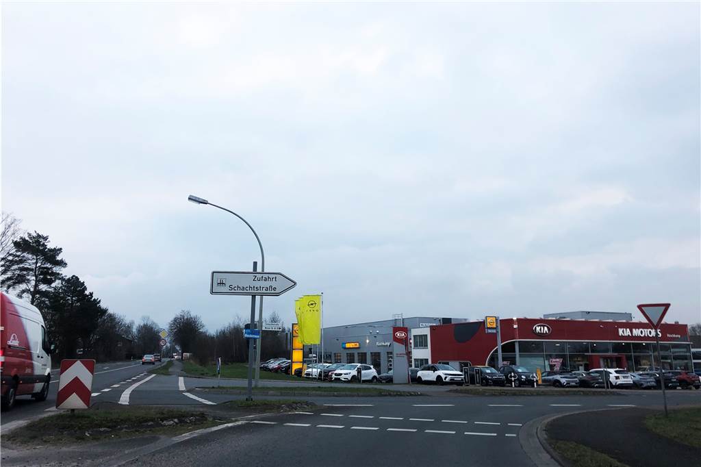 Mangelnde ÖPNV-Anbindung des Selmer Gewerbegebiets: Lösung in Arbeit Zur Anbindung des Gewerbegebiets Selm an den ÖPNV soll es ein Pilotprojekt geben.