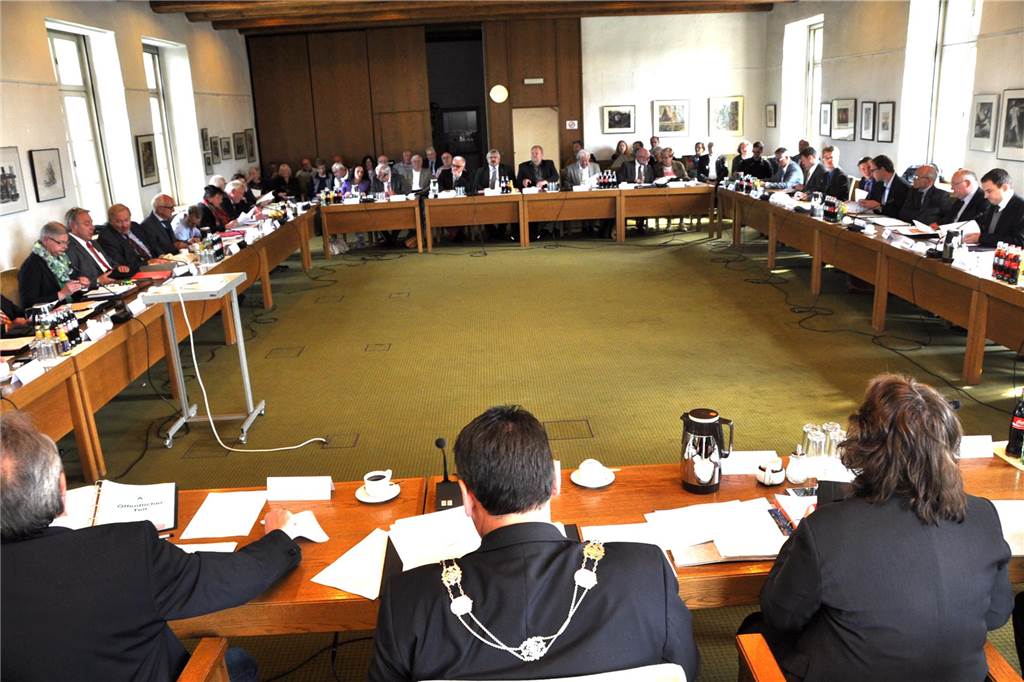 Zur Erinnerung: So sah der Ratssaal der Burg Botzlar bis vor wenigen Jahren aus.