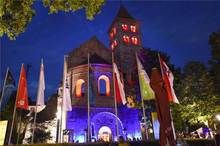Zur Eröffnung der Bad Hersfelder Festspiele wird viel Prominenz erwartet. Foto: Uwe Zucchi