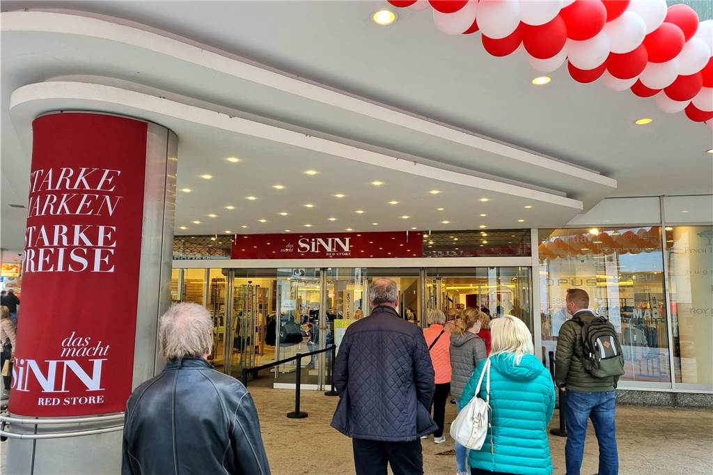 Nächstes Kaufhaus in der Dortmunder City schließt Modehaus Sinn ist in den ehemaligen Kaufhof am Westenhellweg eingezogen.