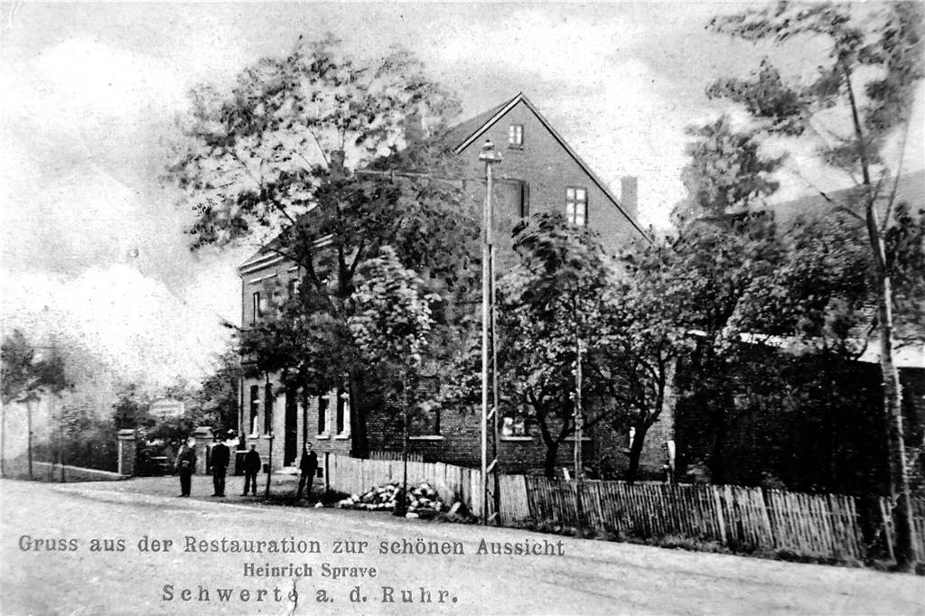 Montag beginnt ein Ausbau, der seit dem Dritten Reich geplant wurde "Zur schönen Aussicht" nannte Wirt Heinrich Sprave sein Ausflugslokal an der Hörder Straße. Heute würde man aus den Fenstern direkt auf die Autobahnauffahrt Schwerte schauen.