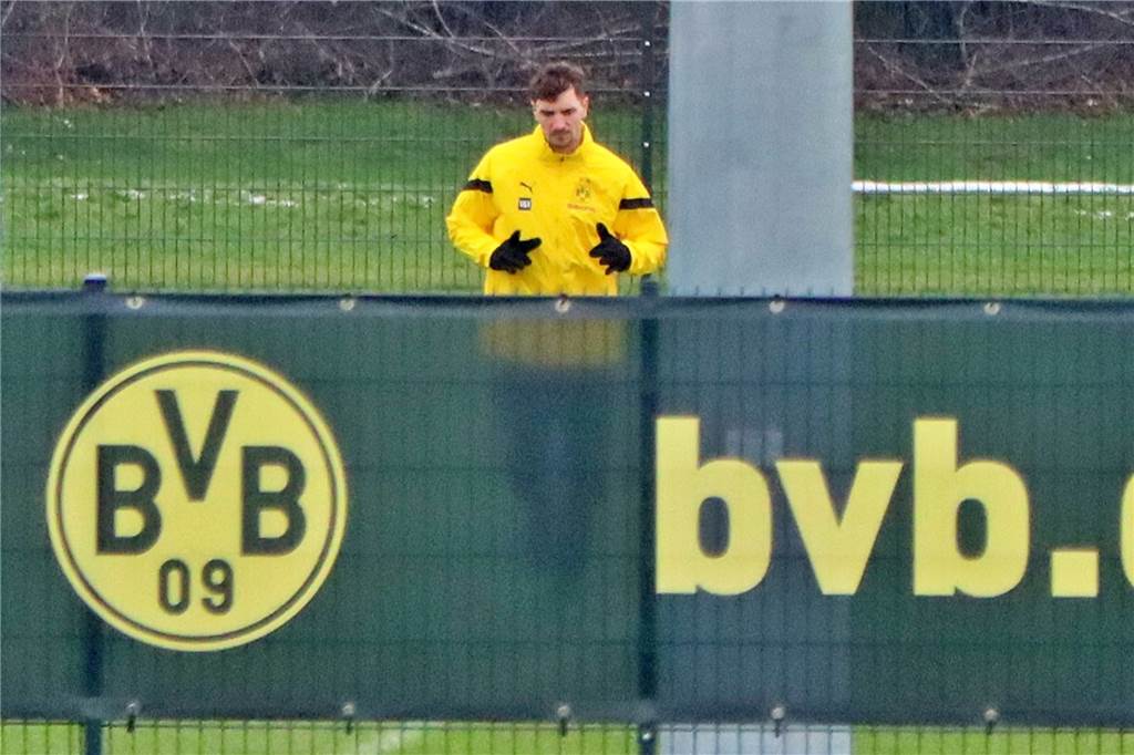 BVB-Personal vor dem Spiel in Mainz: Ein Rückkehrer, ein Sorgenkind und eine Überraschung Thomas Meunier läuft über den Trainingsplatz.
