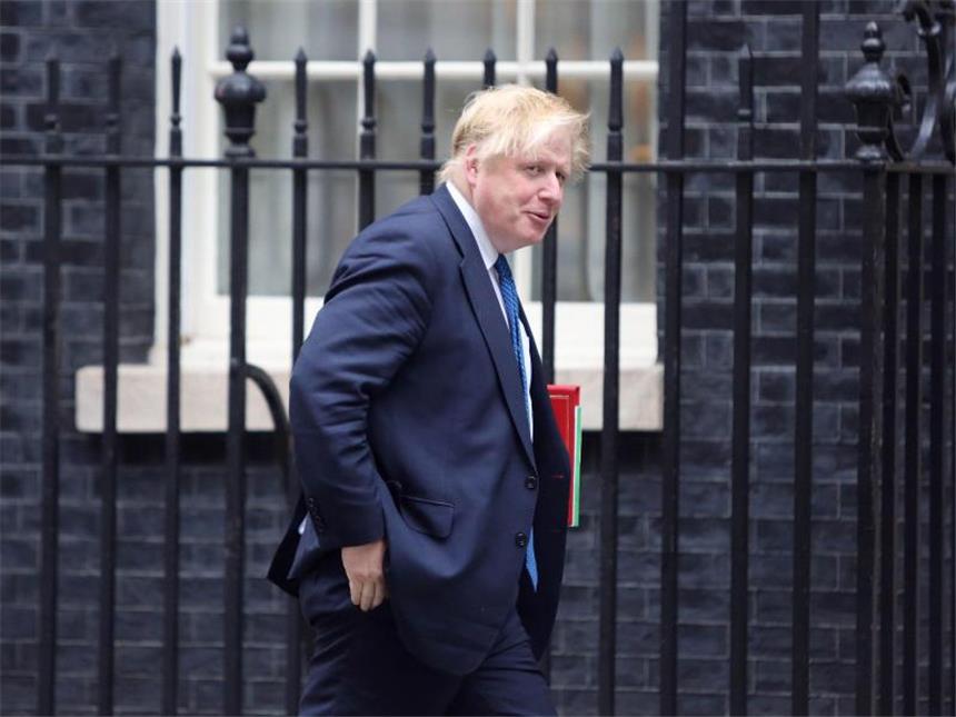 Boris Johnson: Brüssel soll Rechnung für EU-Austritt zahlen Zurück im Wahlkampfmodus. Der britische Außenminister Boris Johnson plant, Brüssel die Kosten für den Brexit zu überlassen. Foto: Rick Findler