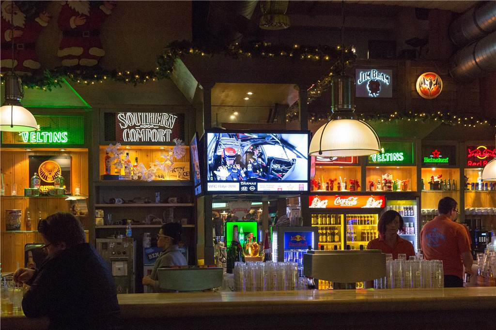 Zusammen mit seinen Spielern, Mitgliedern, Freunden, Sponsoren und Fans feierte der TuS Haltern damals die „Players Night“ im Lakeside Inn.