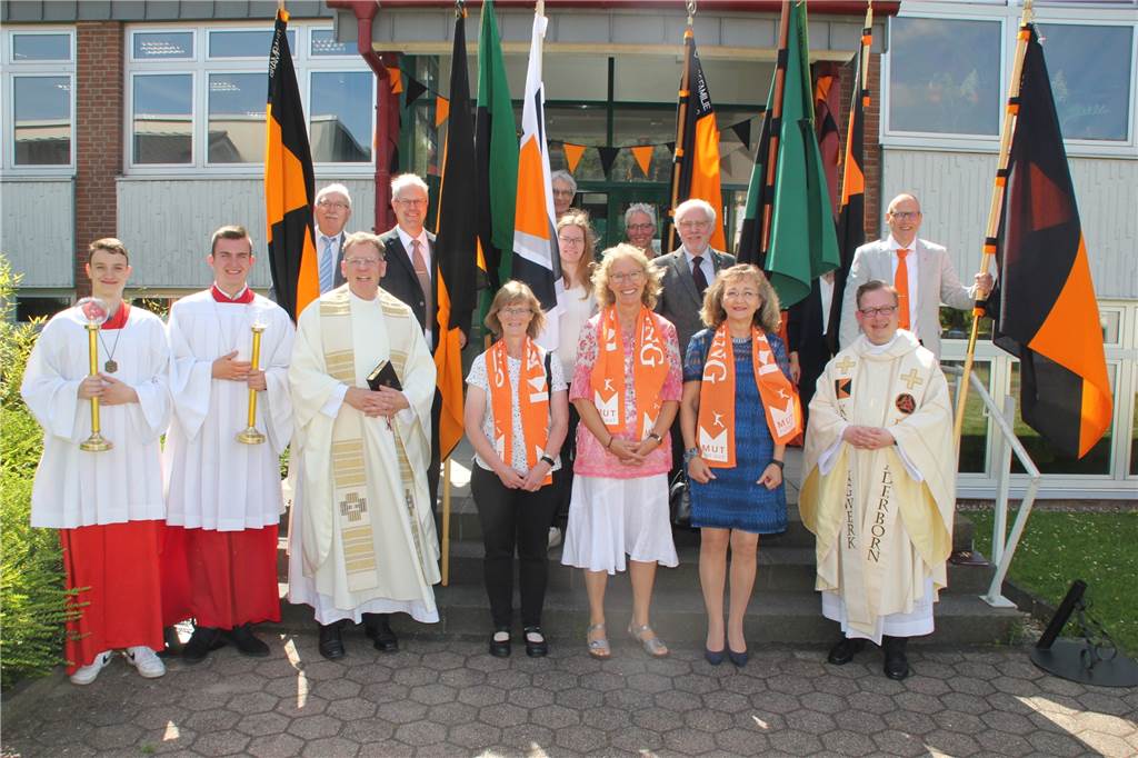 100 Jahre Kolping Horstmar/Niederaden: „Gibt noch viel ‚Spirit‘“ Zusammen mit vielen Ehrengäste wurde das Jubiläum am Sonntag in der Herz-Mariä-Kirche in Horstmar gefeiert.