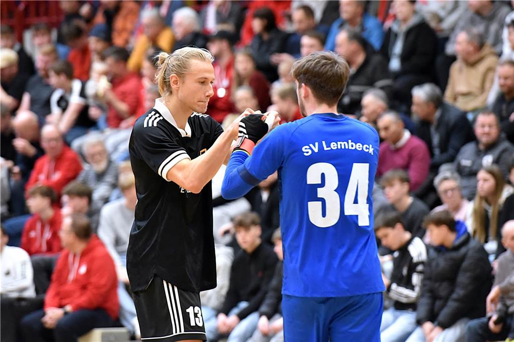 Dramatik pur bei der Endrunde: Dorstens Hallenstadtmeisterschaft 2025 Marius Benning und Keeper Elias Albersmann