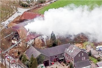 Zwei Drittel des Hauses brannten an Neujahr. Der vordere Teil wurde bereits bei einem Brand 2013 zerstört.