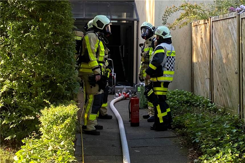 Feuerwehr Dorsten rettet Mieterin aus völlig verrauchter Wohnung Zwei Einsätze wegen Küchenbränden hatte die Dorstener Feuerwehr am Freitagabend.