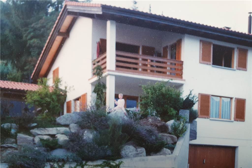 Fledermäuse, Palmen und Gnocchi mit Salbei: Das Ferienhaus im Tessin Zwei Etagen, ein Steingarten und eine Garage voller Erinnerungen: Das Ferienhaus im Tessin.