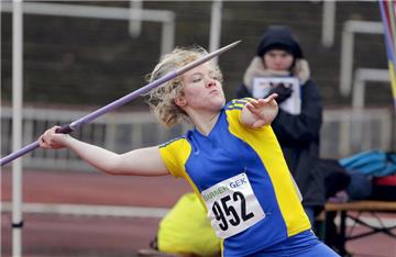 Zwei Zentimeter Weite fehlten Michelle Althaus vom TB Rauxel, um bei der Deutschen U20-Hallenmeisterschaft mit Winterwurf in Dortmund in das Finale der besten acht Speerwerferin einzuziehen.