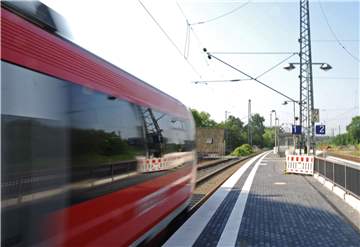 Zwischen dem Bahnhof Preußen und dem Hauptbahnhof Lünen kam es im Zug zu der sexuellen Belästigung einer 14-Jährigen.