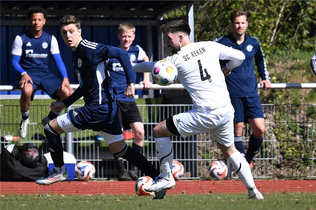 Zwischenzeitlich musste der ETuS Haltern gegen Schlusslicht SC Reken zwar auch mal ein wenig zittern, am Ende gewann er aber mit 3:0.